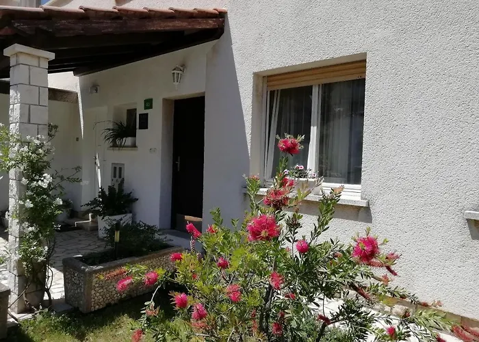 Jadranka Apartment *